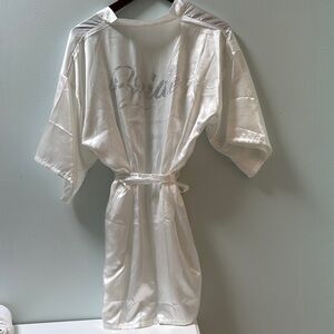 NWOT White Bridal Robe One Size Fits Most